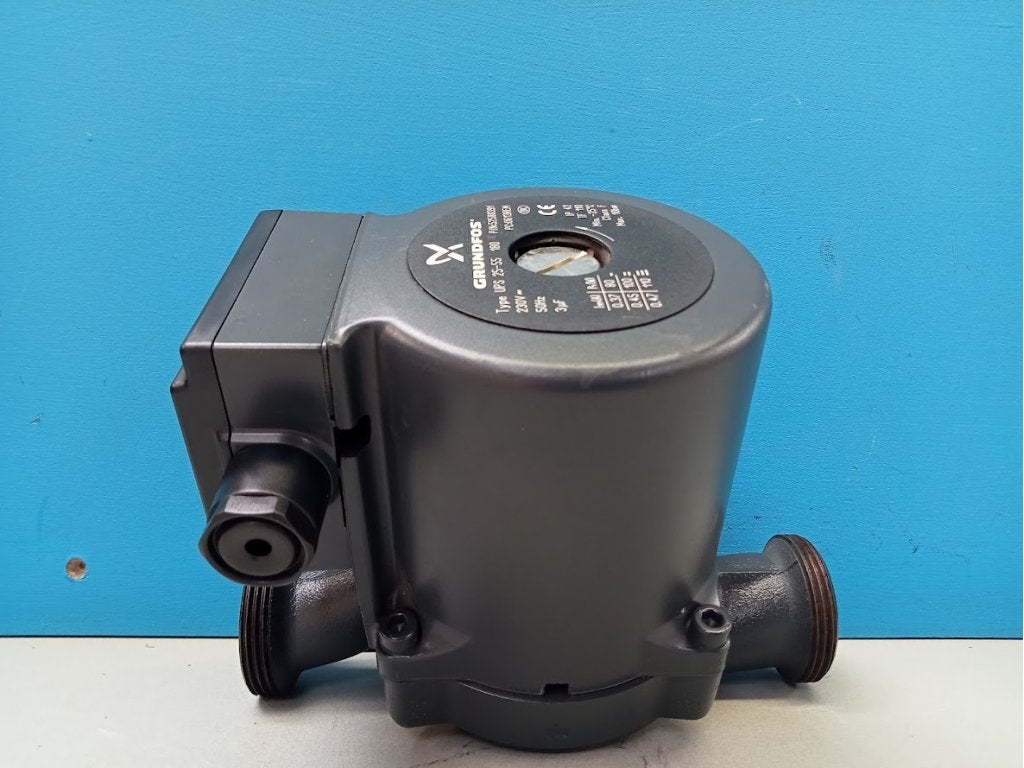 Cv pomp Remeha Quinta 85 Grundfos UPS 25-55 180, Doe-het-zelf en Verbouw, Verwarming en Radiatoren, Niet ingevuld, Gebruikt, Cv-ketel of Combi-ketel