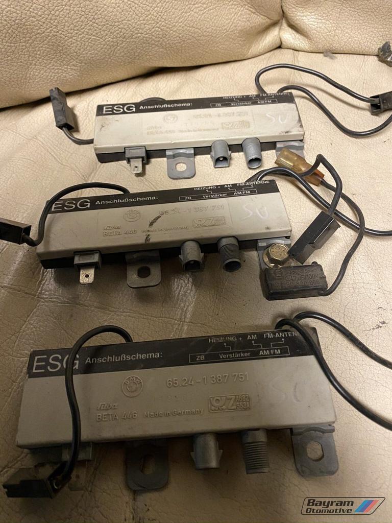 Bmw antenne versterker E36 E34 E39 E38 3-serie 5-serie radio, Gebruikt, -, -, Ophalen of Verzenden