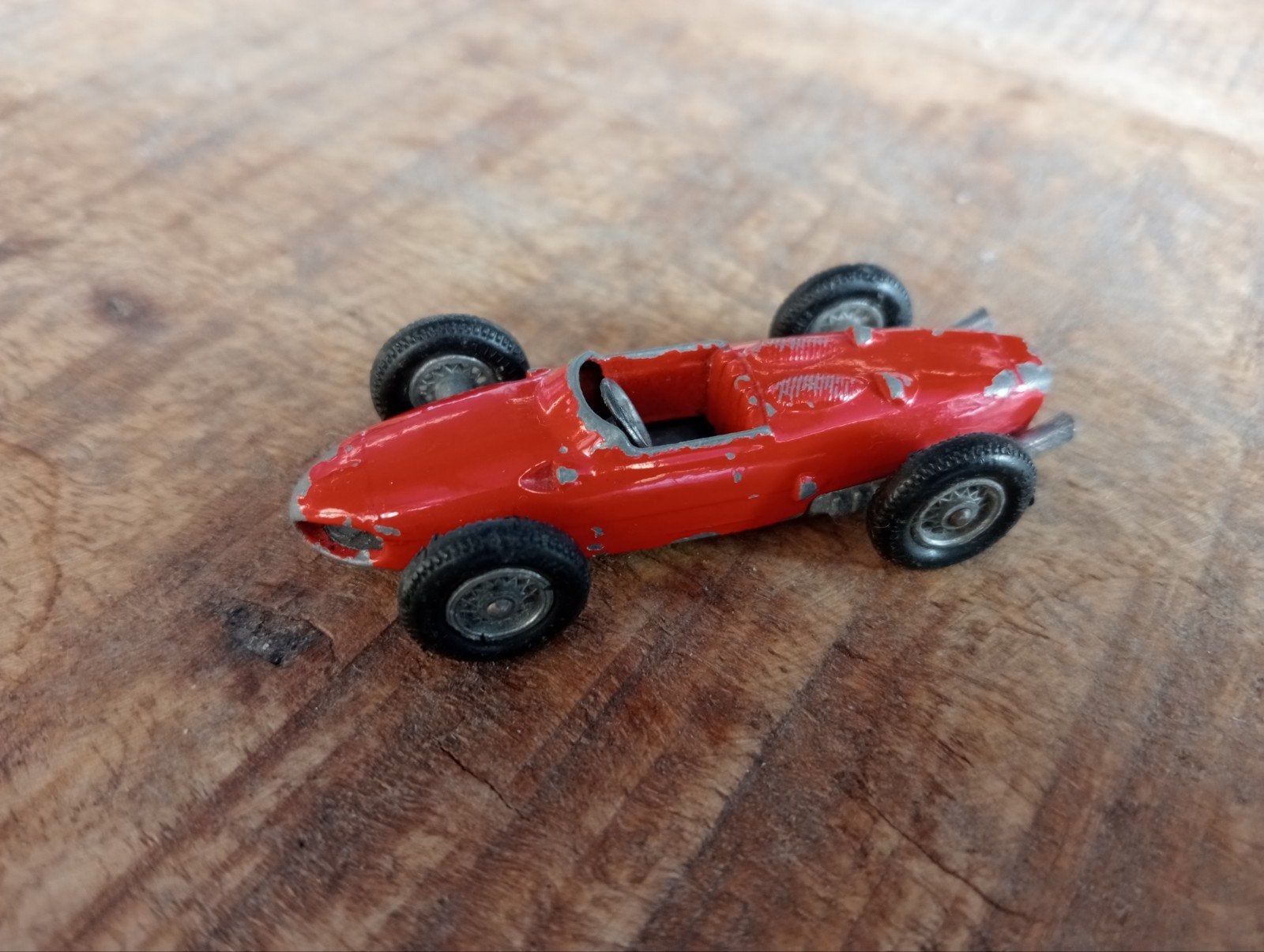 Ferrari Formule 1 lesney made in england, Ophalen of Verzenden, Gebruikt, Auto