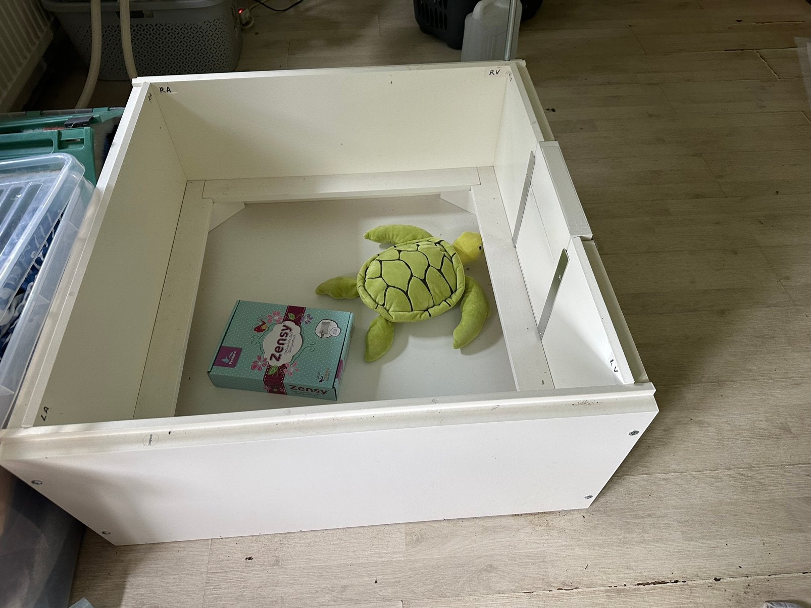 Niewe werpkist, Dieren en Toebehoren, Ophalen, Nieuw, Werpkist