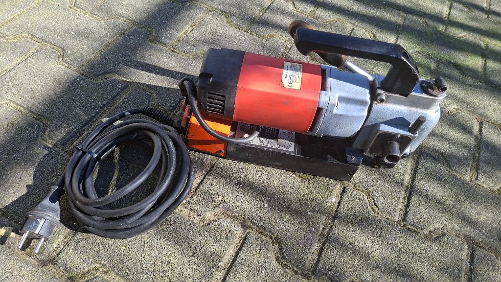 Alfra RB V32 Haakse Magneet boor machine boormachine., ,, Ophalen of Verzenden, Zo goed als nieuw, ,