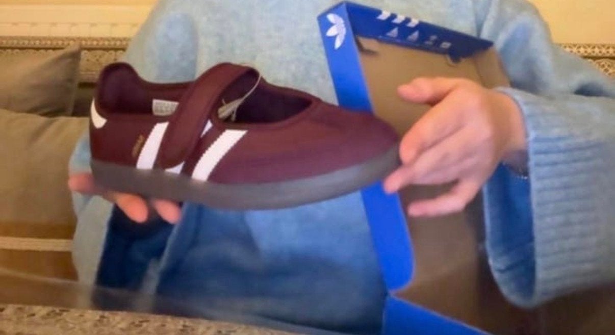 Adidas Samba Jane schoenen - Bordeauxrood, Nieuw, Ophalen of Verzenden, Sneakers of Gympen, Rood