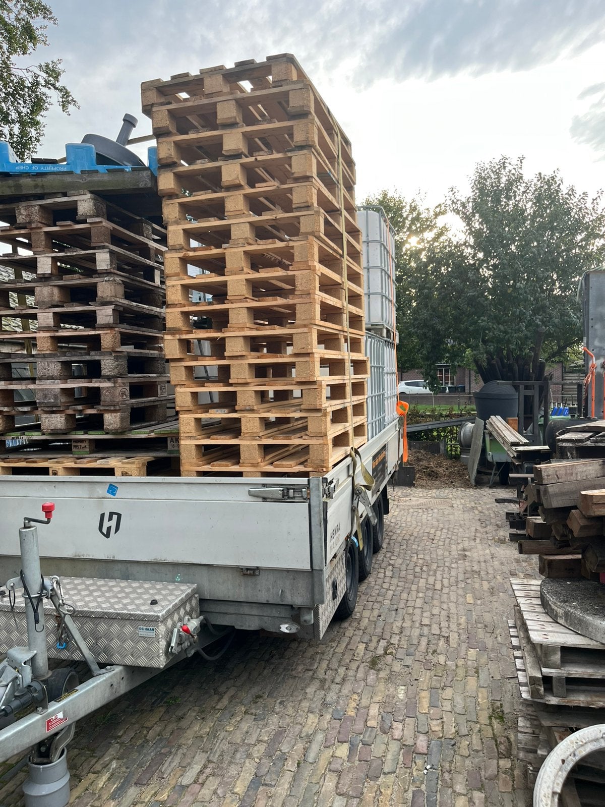 Tk mooie pallets, Tuin en Terras, Haardhout, Minder dan 3 m³, Ophalen