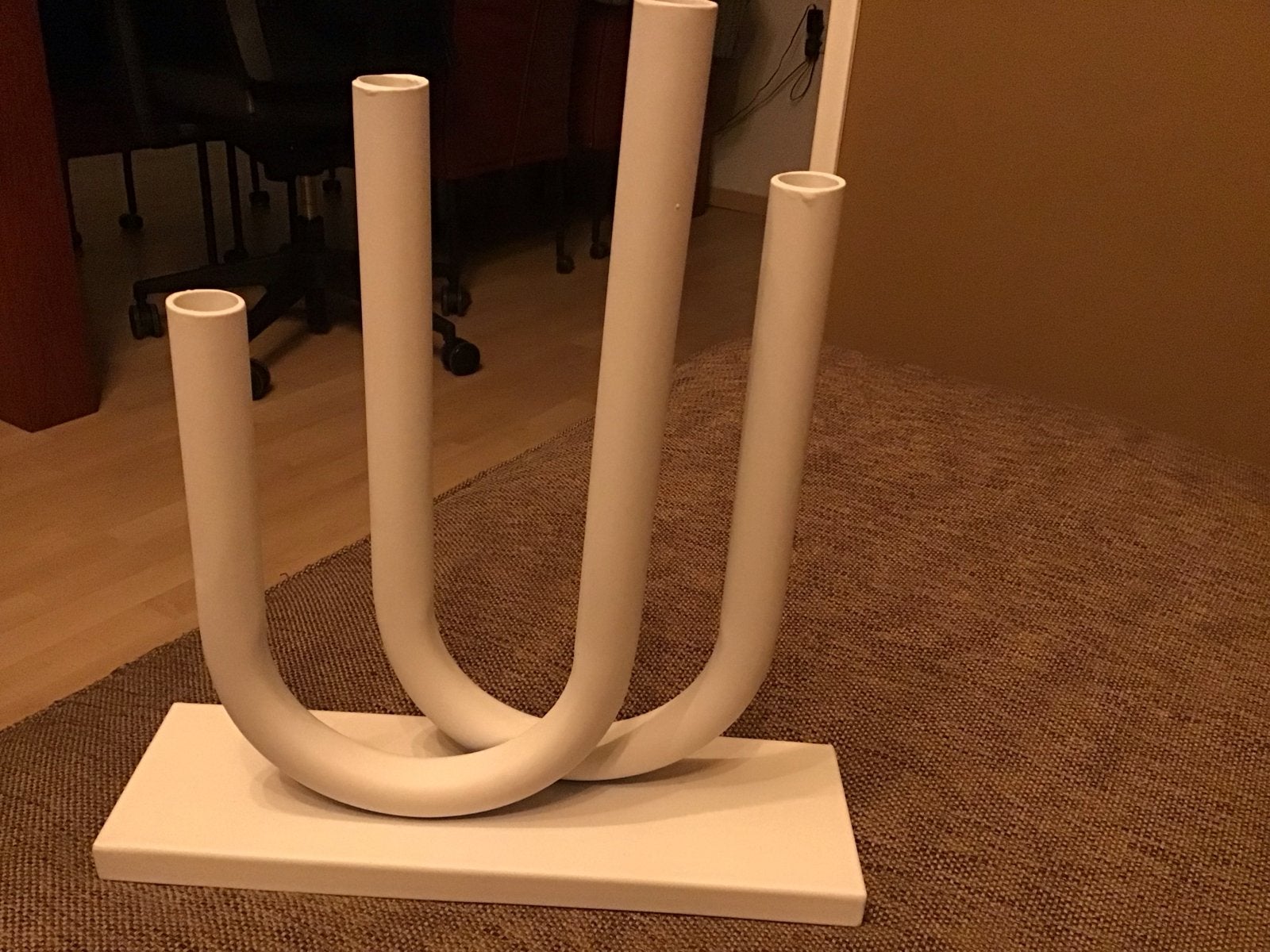 Set van 2 Witte Aluminium 4-Arms Kandelaars - Zwaar Model, Huis en Inrichting, Woonaccessoires | Kandelaars en Kaarsen, Wit, 35 cm