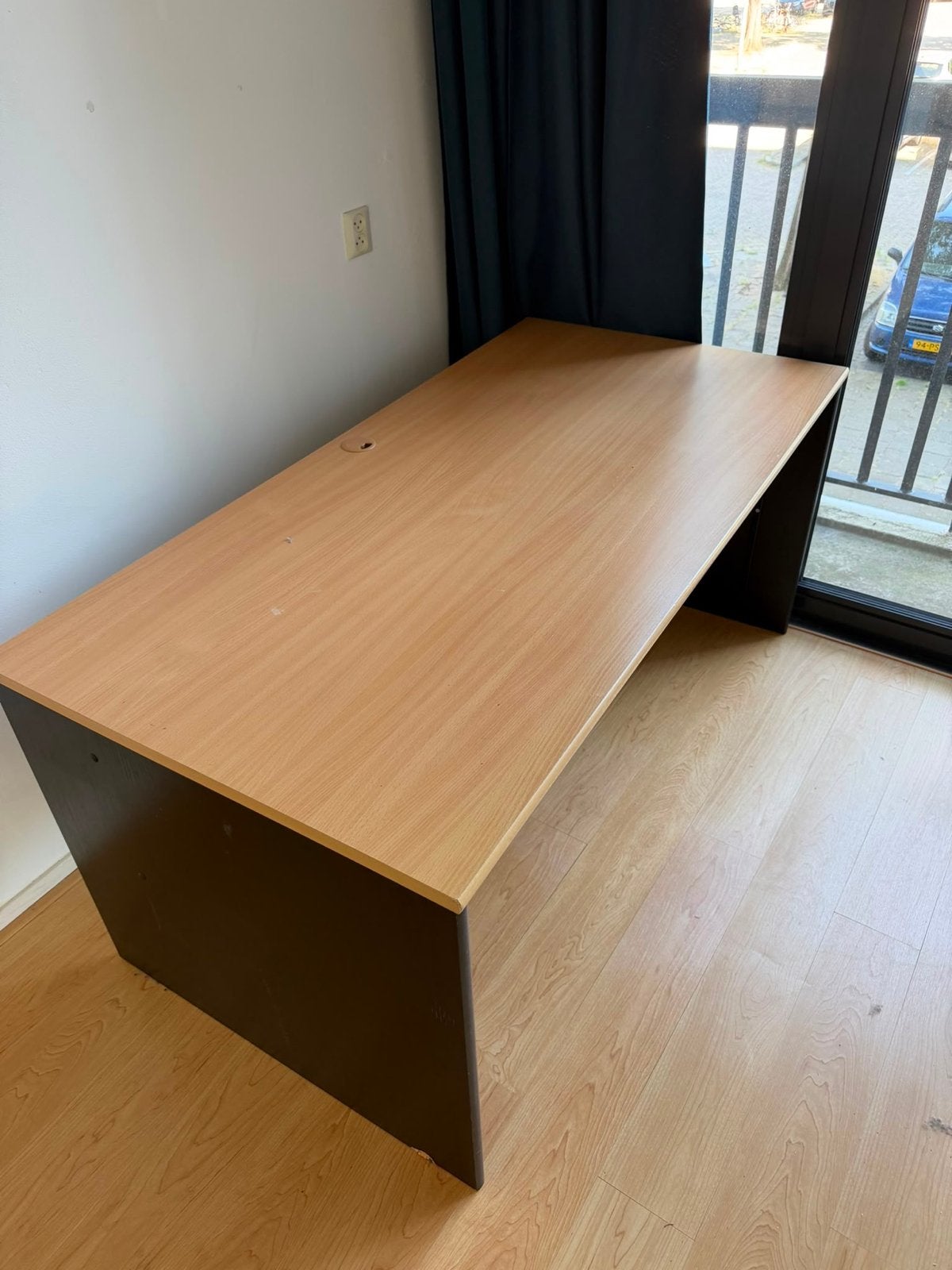 Bureau gratis op te halen dit weekend, Huis en Inrichting, Ophalen, Gebruikt, Spaanplaat of MDF, Bruin
