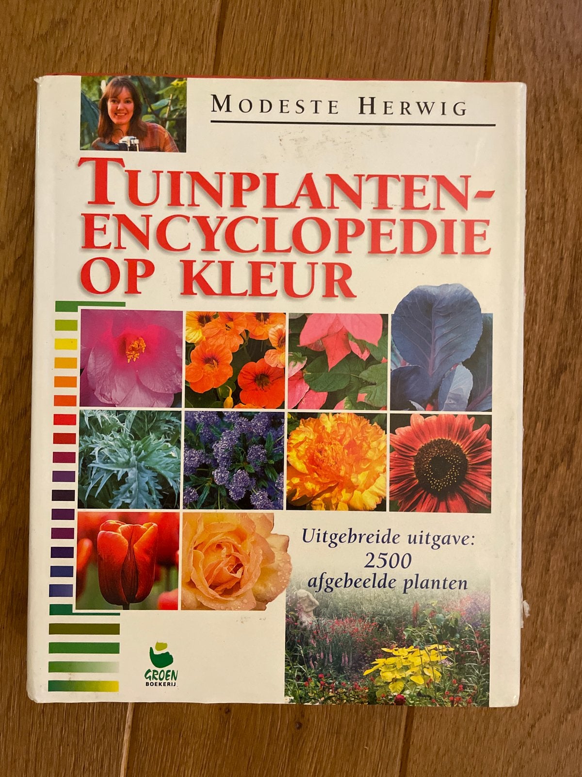 Tuinplanten Encyclopedie op Kleur - Modeste Herwig, Boeken, Ophalen of Verzenden, Zo goed als nieuw, Tuinieren en Tuinplanten