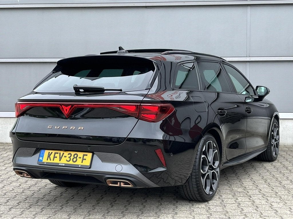 CUPRA Leon Sportstourer 1.5 TSI e-Hybrid 204pk DSG Business, Auto's, Cupra, 12 maanden, 4 cilinders, Alcantara, Plug-in hybride