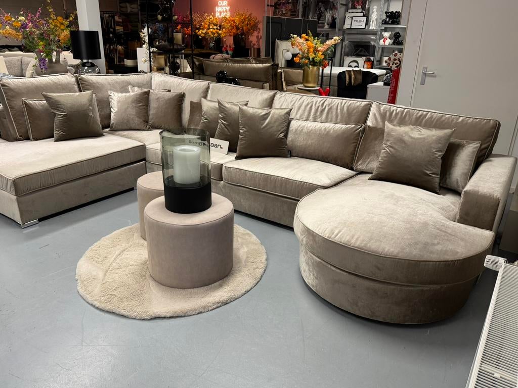 Luxe Velvet U-bank Valentijn 230x400x170cm Emerald105 NIEUW, Info@oosterbaanwonen.nl, Venus 31 8448CE Heerenveen, Hoekbank, Oosterbaan Wonen
