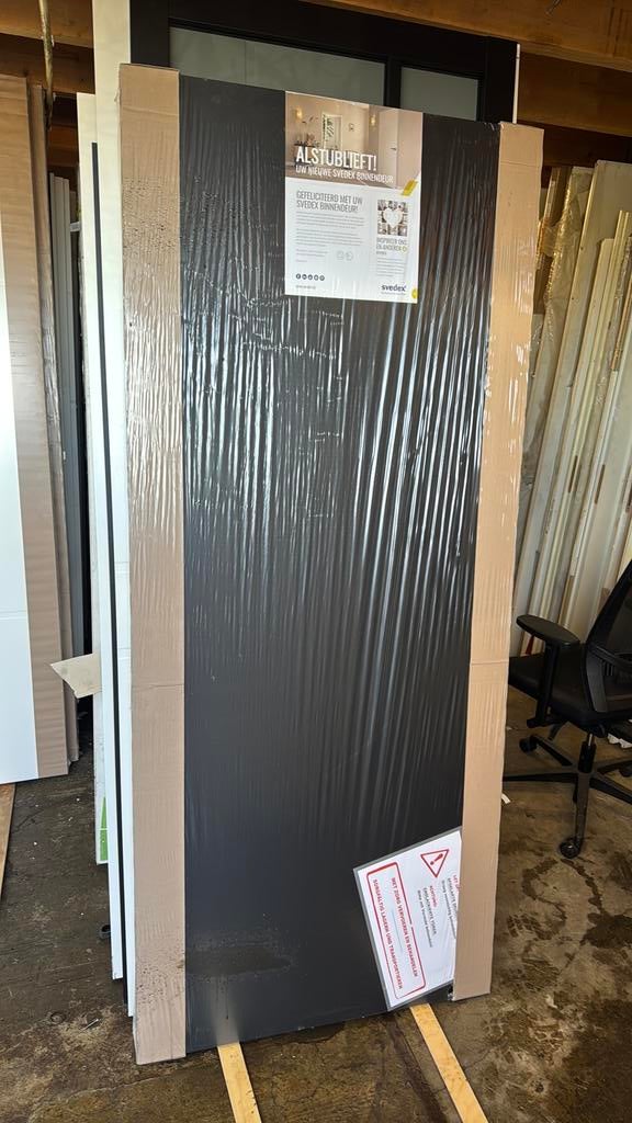 Gladde opdekdeur 88x211.5 cm rechtshangend nr 157, Doe-het-zelf en Verbouw, Deuren en Horren, Ophalen, 80 tot 100 cm, Binnendeur