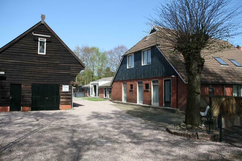 Luxe vakantiehuis in Drenthe voor 10 personen, 4 of meer slaapkamers, Dorp, 10 personen, Wasmachine