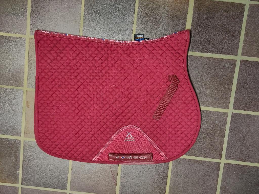 Zadeldekje Rood (springen/eventing), Ophalen of Verzenden, Gebruikt