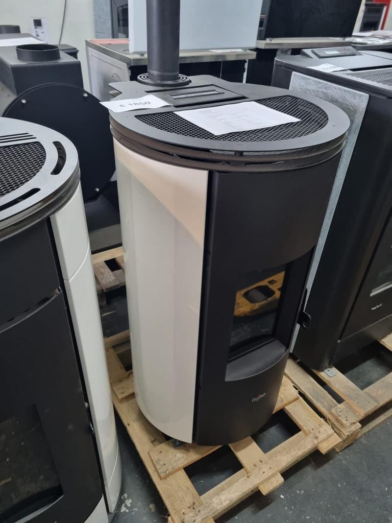 Pelletkachel pegaso floyd 7 kw 175 m3 nieuw, Overige brandstoffen, Nieuw, Ophalen of Verzenden, Pelletkachel