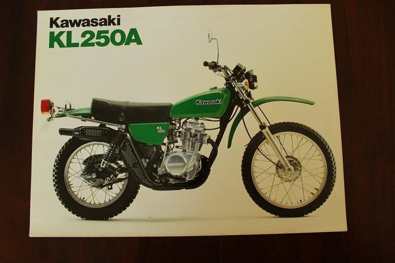 Kawasaki KL250A motorfiets verkoop folder KL 250 A flyer, Ophalen of Verzenden, Kawasaki