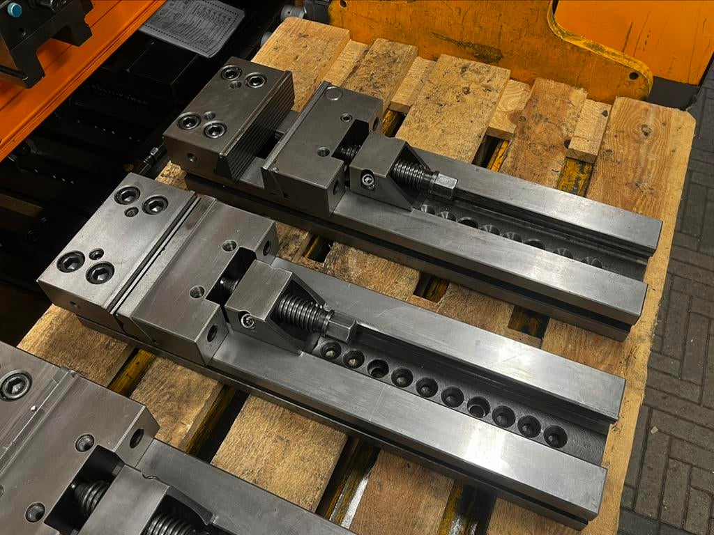 Torax machineklem freesklem precisieklem 200x380mm, Ophalen, Gebruikt, Torax, Overige soorten