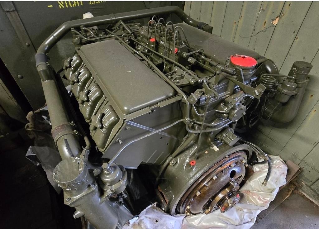 GEREVISEERDE DEUTZ V8 mulifuel motor model F8L714A, Ophalen of Verzenden