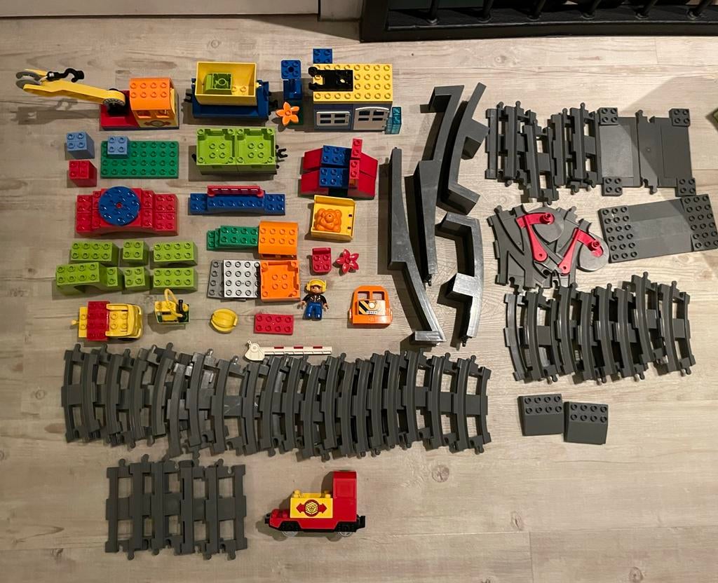 Duplo 10508 - zgan met extra set rails, Kinderen en Baby's, Speelgoed | Duplo en Lego, Ophalen of Verzenden, Zo goed als nieuw
