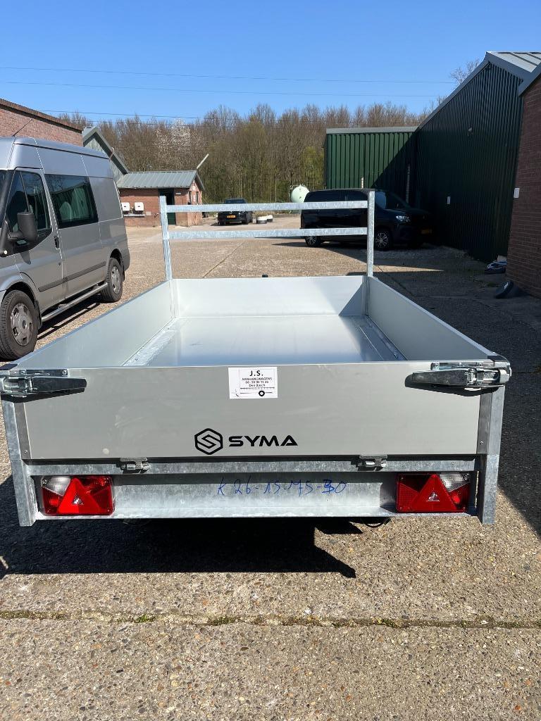 NIEUWE SYMA KIPPER MET HANDPOMP, 2.60X1.56.M, ONGEREMD, Ophalen, Nieuw