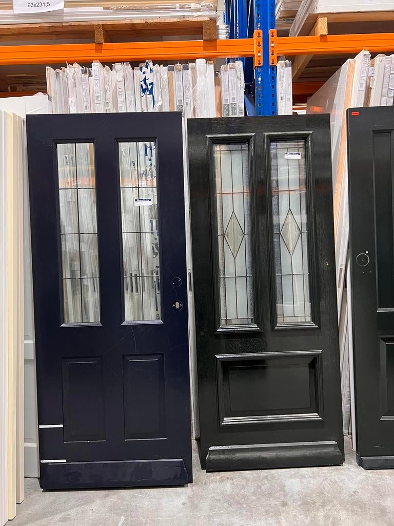 Hardhouten voordeuren 83x201,5 en 88x201,5