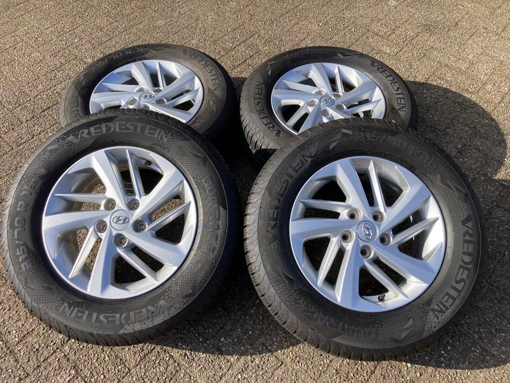 16” originele Hyundai Tucson III velgen + allseason banden, Ophalen, 16 inch, Banden en Velgen, All Season