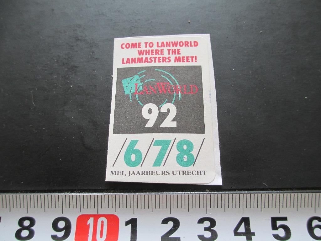 sticker jaarbeurs utrecht 1992 lanworld lanmasters meet, Ophalen, Zo goed als nieuw