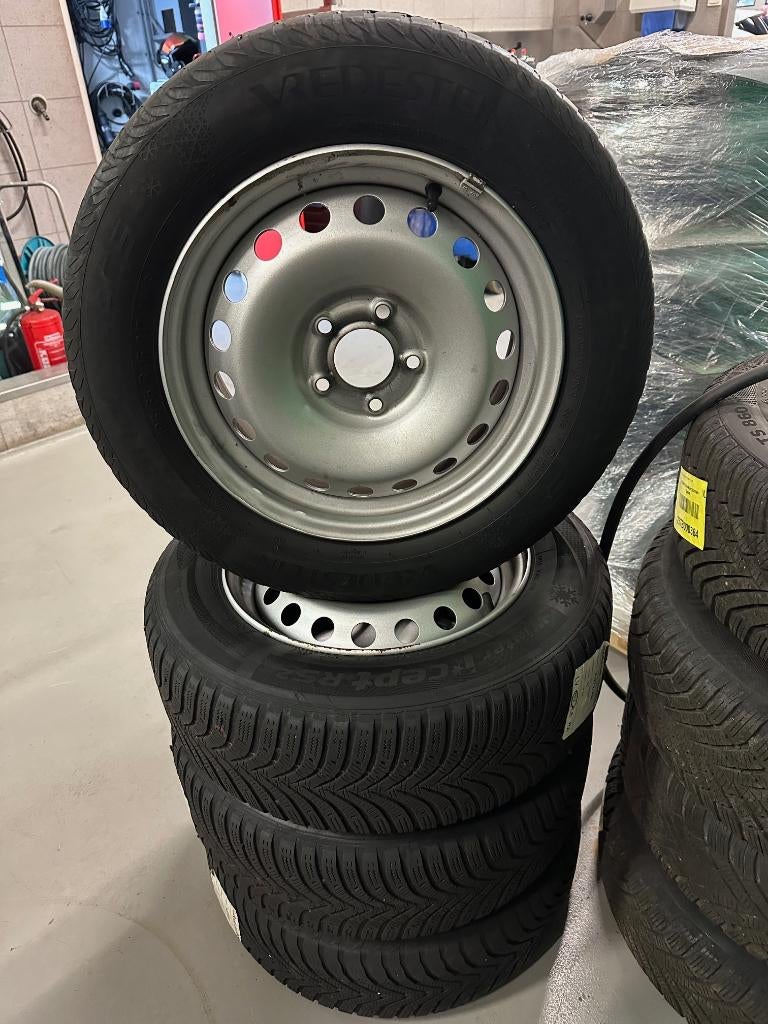 Stalen winterwielen set Opel Combo, Auto-onderdelen, Banden en Velgen, Ophalen, 15 inch, Banden en Velgen, Winterbanden