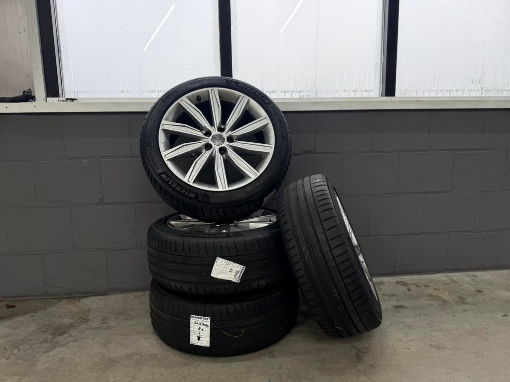 Audi A6 C8 19'' zomerset Michelin Pilot Sport 4, Gebruikt, Band(en), Personenwagen, Ophalen