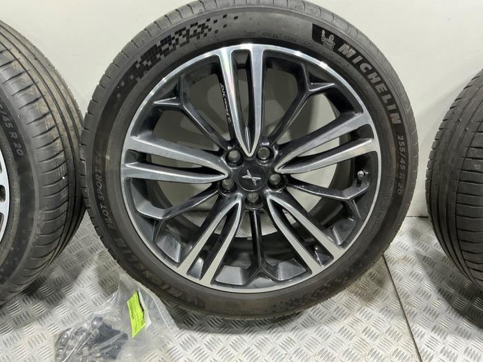 Velgen set + banden van een XPENG G6, 12 maanden garantie, Gebruikt, -, -
