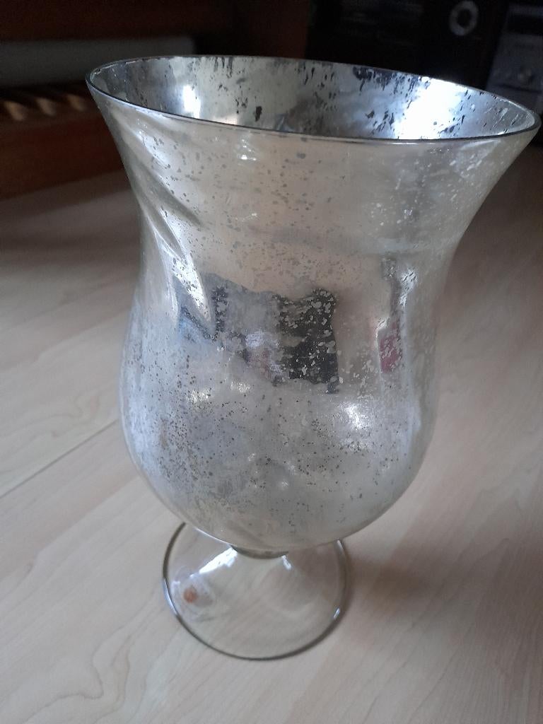 GLAZEN KELK / POT / VAAS OP VOET, Ophalen of Verzenden, Zo goed als nieuw
