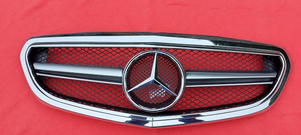 Mercedes W212 AMG Look Grill Sportgrill Koelergrill Grill, Auto-onderdelen, Carrosserie en Plaatwerk, Voor, Mercedes-Benz, Nieuw
