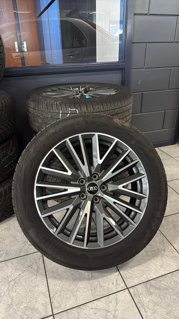 Originele set Audi Q3 2022 Zomer ☀️ wielen 19 inch velgen, 19 inch, Gebruikt, Verzenden, Banden en Velgen