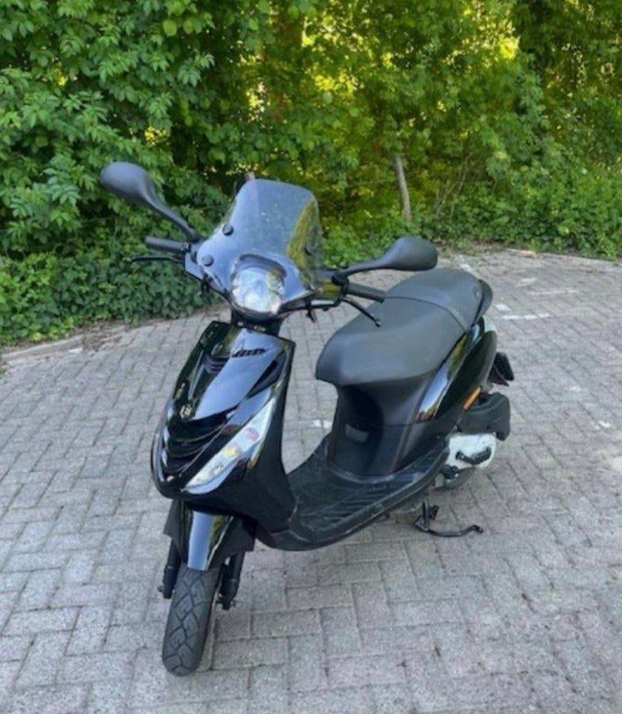 Zip type 4 80cc scooter, Ophalen, Gebruikt, Overige modellen, Maximaal 45 km/u