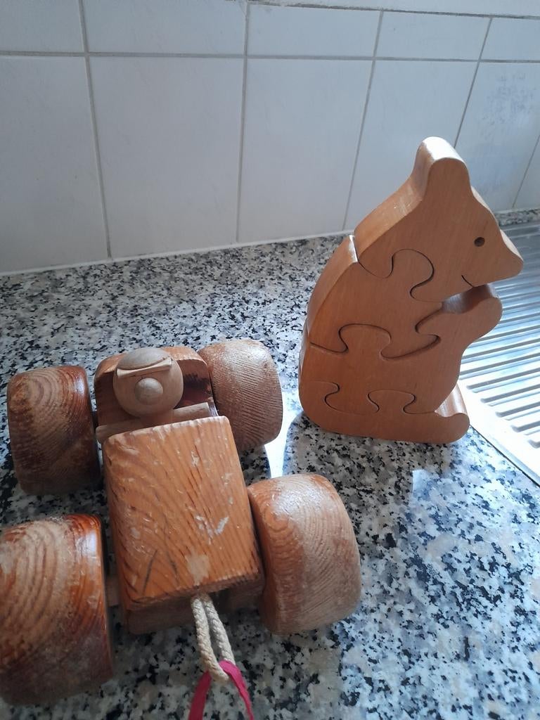 Houten Speelgoed Set - Trekauto & Puzzel, Kinderen en Baby's, Speelgoed | Houten speelgoed, Gebruikt, Duw- of Trekspeelgoed, Ophalen