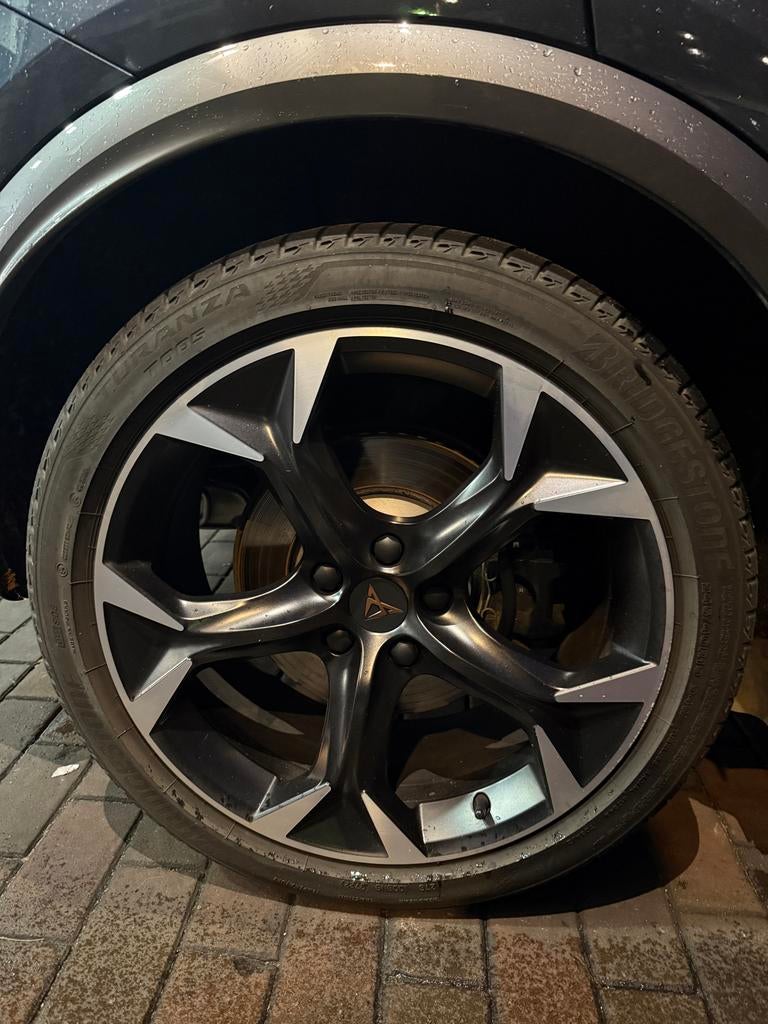 Cupra Formentor 19 inch Velgen met Zomerbanden, 19 inch, Banden en Velgen, Ophalen of Verzenden, Personenwagen