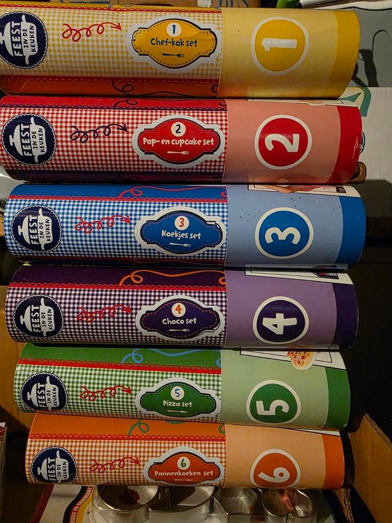 6 delen feest in de keuken, Ophalen, Nieuw