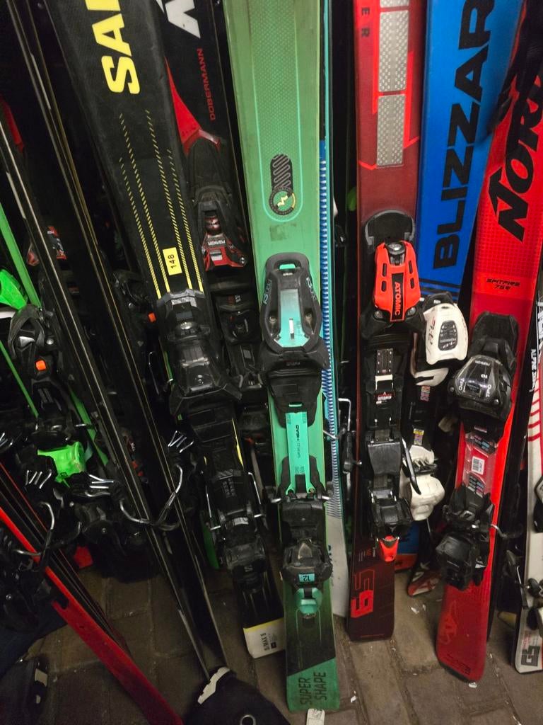 170cm HEAD SUPERSHAPE E-MAGNUM WORLDCUP SW NP1000€ TOP SKI, 160 tot 180 cm, Ophalen of Verzenden, Zo goed als nieuw, Carve