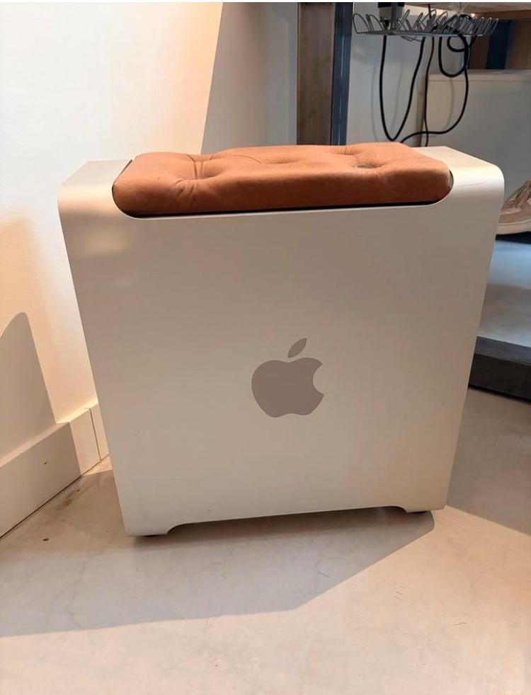 LAATSTE KANS! Unieke Apple Mac G5 Pro Kruk / Stoel, Ophalen, Gebruikt, Metaal, Eén