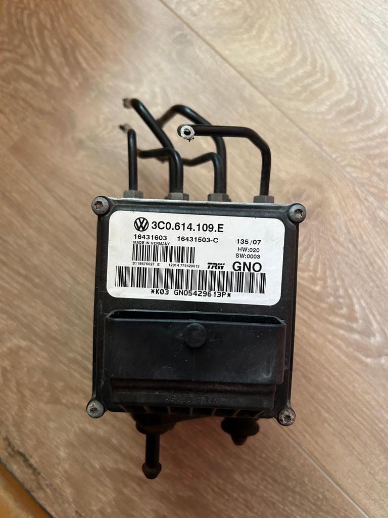 ABS pomp VW passat etc, Ophalen of Verzenden, Gebruikt, Volkswagen