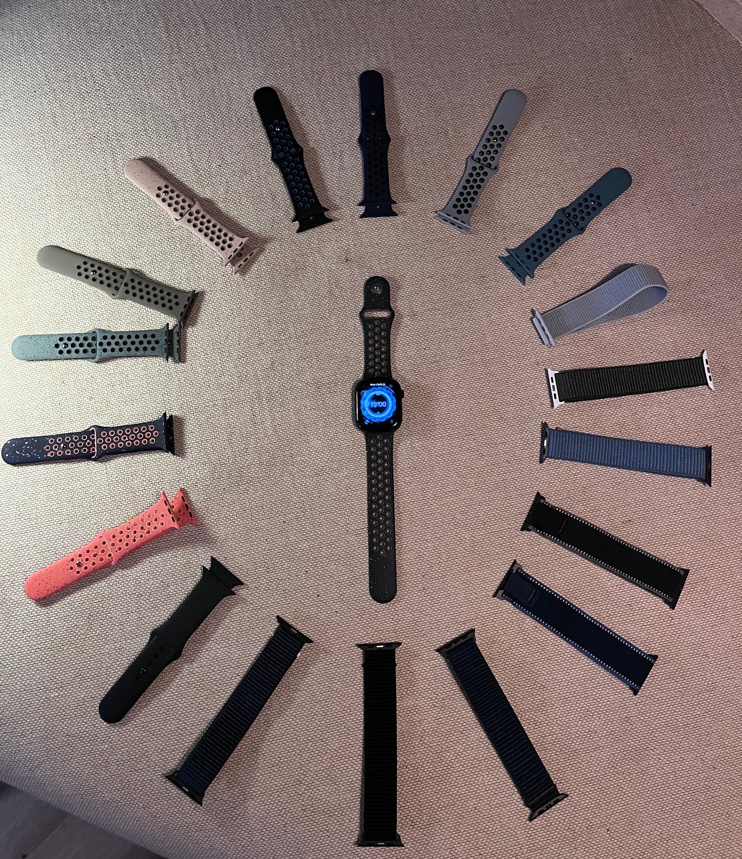 Apple Watch Series 11 GPS | 46mm | + 18 nieuwe extra bandjes, Gebruikt, Zwart, IOS, Ophalen of Verzenden
