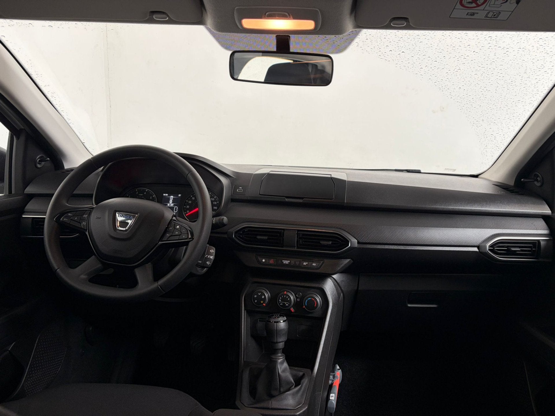 Dacia Sandero 1.0 TCe 90 Essential. Trekhaak! (bj 2022), Auto's, 1027 kg, Wit, Origineel Nederlands, Bedrijf