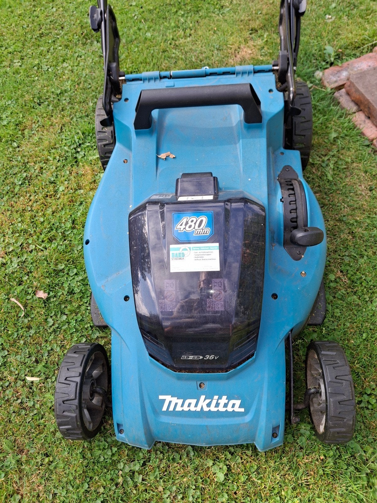 Makita DLM480 Accu Grasmaaier - Zgo goed als nieuw, Ophalen, Cirkelmaaier, Accu-grasmaaier, Zo goed als nieuw