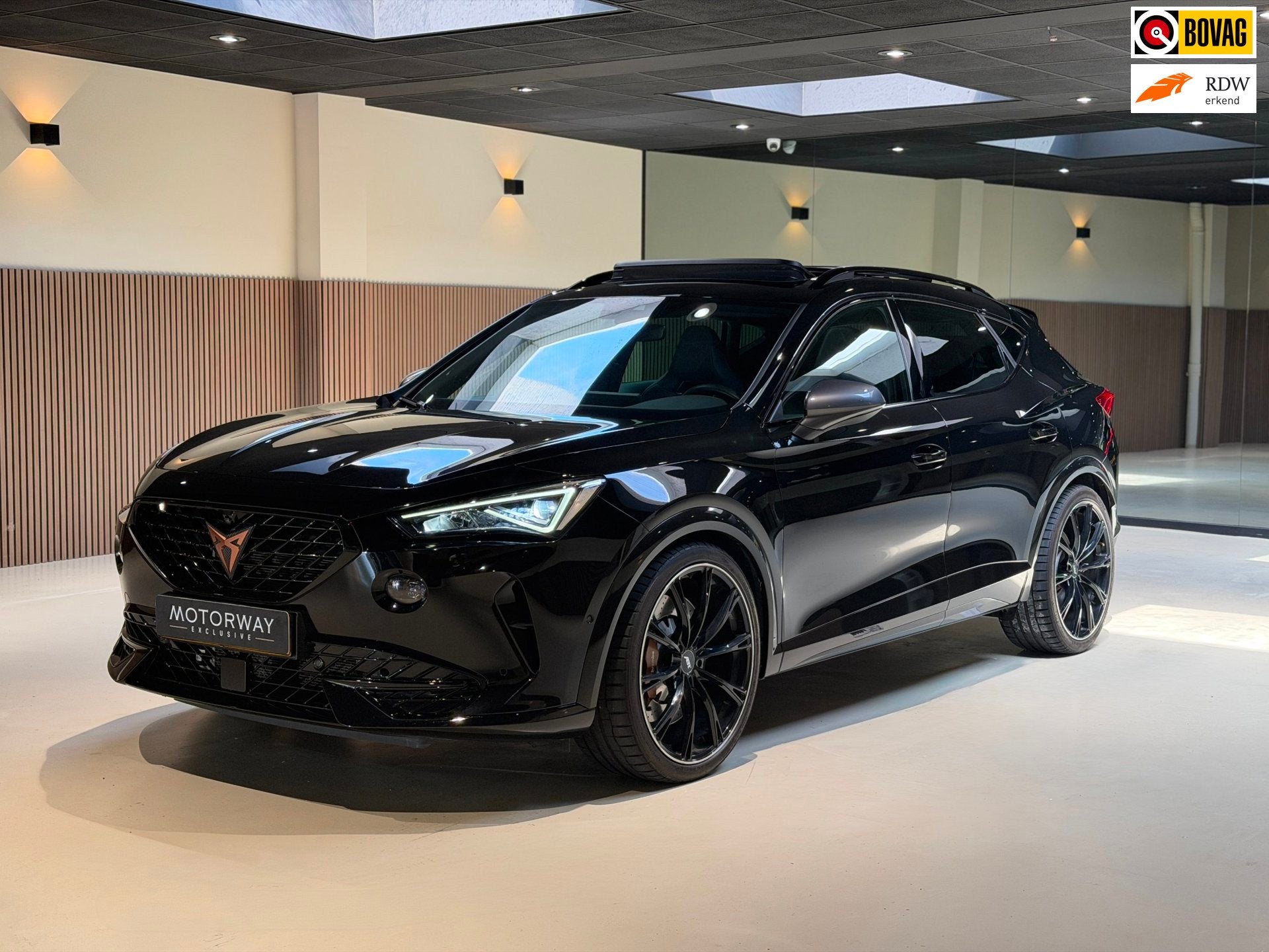 Cupra FORMENTOR 2.0 TSI 4DRIVE VZ|ABT|Brembo|Pano|Beats|360|, Auto's, 4 cilinders, Vierwielaandrijving, SUV of Terreinwagen, Geïmporteerd
