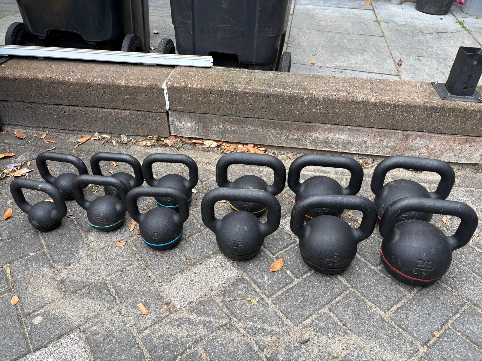 Kettlebells 4-20 kg incl kettlebell rek, Sport en Fitness, Fitnessmaterialen, Ophalen, Gebruikt, Kettlebells, Incl rek