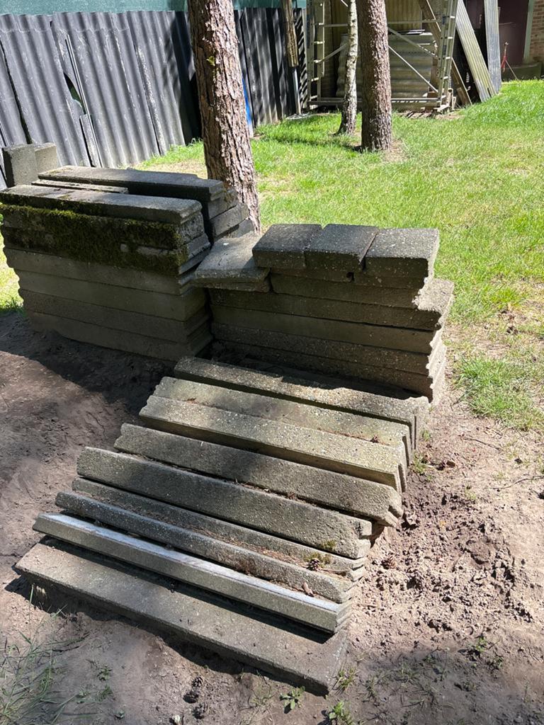 Gebruikte betonnen terrastegels/klinkers, Tuin en Terras, Tegels en Klinkers, Ophalen, Gebruikt, 10 m² of meer, Beton