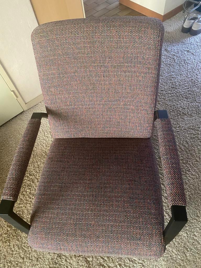 Fauteuil met tweedstof en hout, Huis en Inrichting, Fauteuils, Ophalen, 75 tot 100 cm, Zo goed als nieuw, 50 tot 75 cm