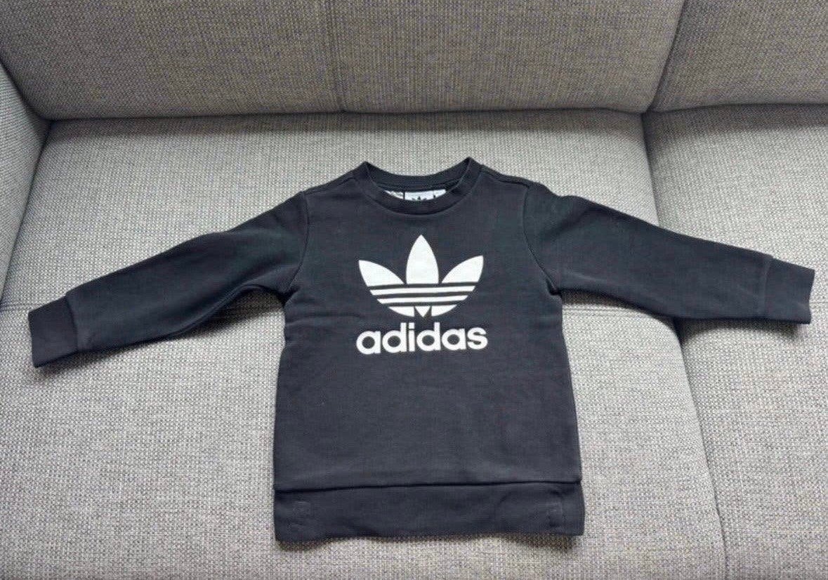 Adidas sweater voor kinderen - Zwart met wit logo, Ophalen of Verzenden, Gebruikt, Jongen of Meisje, Trui of Vest