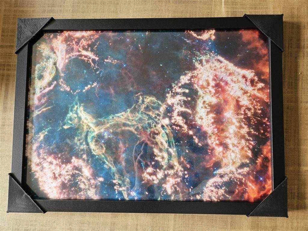 Webb's Cassiopeia A Supernova MIRI Space [30x40 cm], Minder dan 50 cm, Nieuw, Ophalen of Verzenden, Schilderij