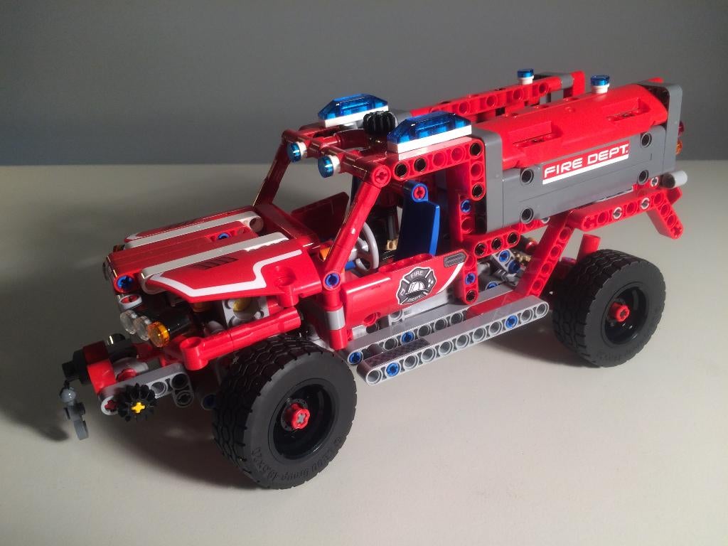 Lego Technic 42075 First Responder, Compleet, Lego, Ophalen of Verzenden, Zo goed als nieuw