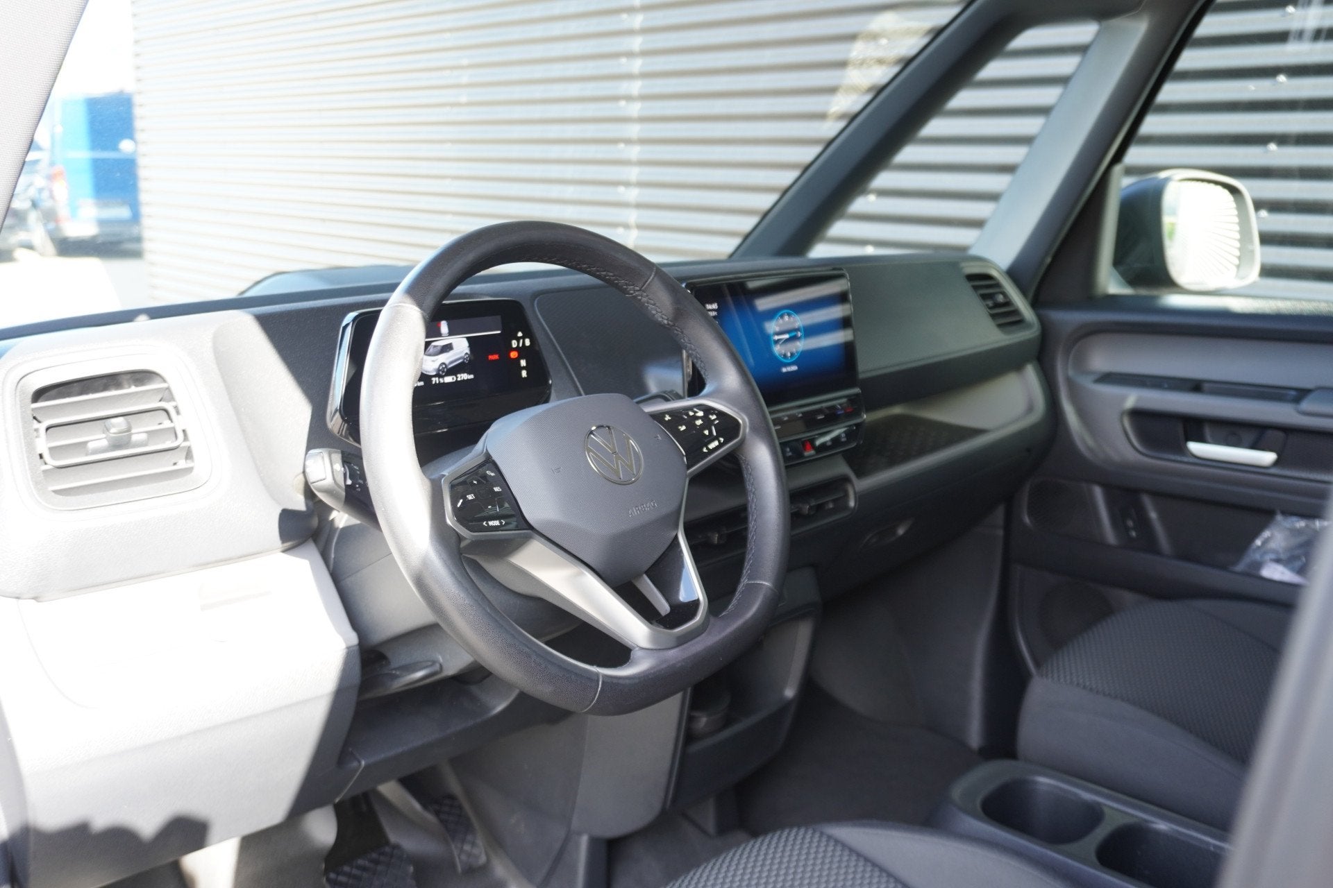 Volkswagen ID. Buzz Cargo 77 kWh 204pk IQ Light Apple carpla, Automaat, Achterwielaandrijving, Gebruikt, Adaptive Cruise Control
