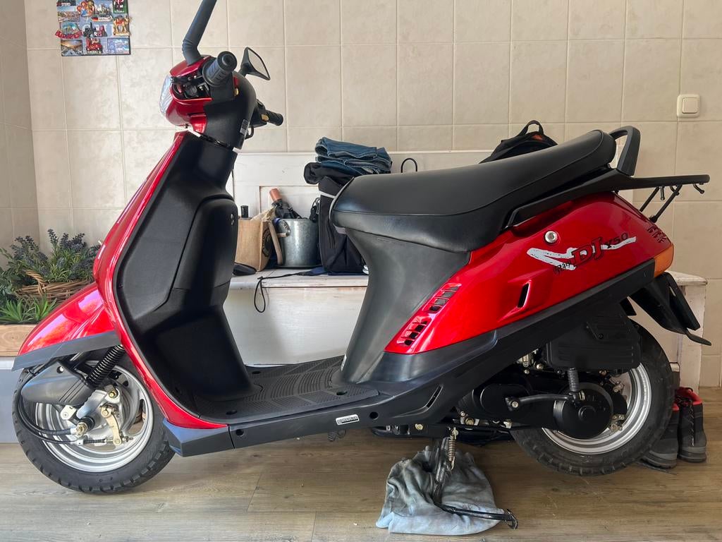 GEZOCHT: kymco dj onderdelen, Ophalen, Zo goed als nieuw, Benzine, Overige modellen