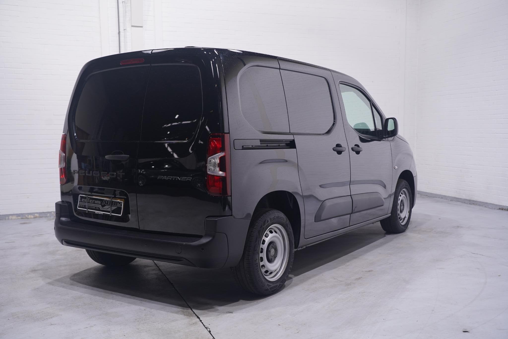 Peugeot Partner 1.5 BlueHDi 102 pk L1 Nwe Model Airco, Apple, Voorwielaandrijving, 1350 kg, Stof, Gebruikt